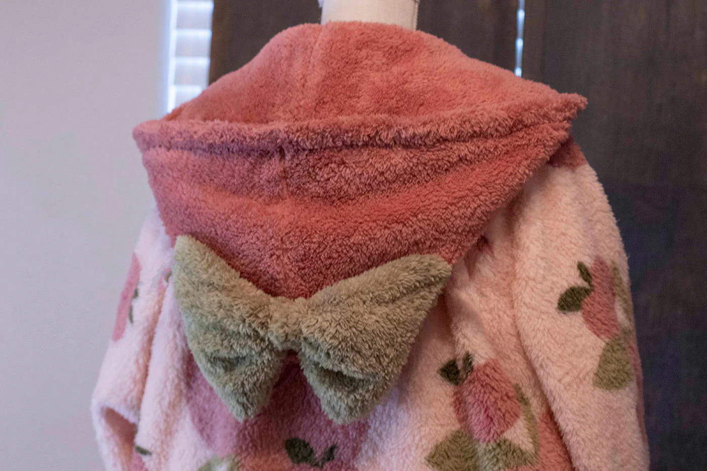 (Interest Check) Soft & Cozy Peach Robe - Image 4